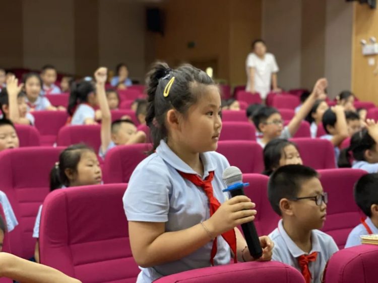 明眸皓齿，咱都是“炯炯有神”娃