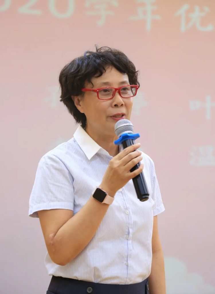 跨越成长 筑梦前行——温大附小庆祝教师节活动