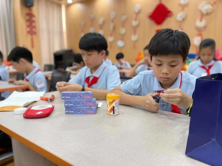 智趣思维，创新科技——记温大附小第五届数科节之科技类项目收官