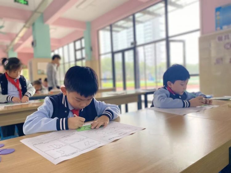 智趣思维,创新科技——记温大附小第五届数科节之科技类项目收官 智趣思维,创新科技——记温大附小第五届数科节之科技类项目收官