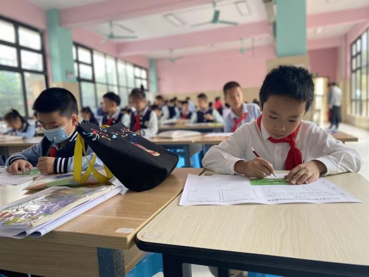 智趣思维,创新科技——记温大附小第五届数科节之科技类项目收官 智趣思维,创新科技——记温大附小第五届数科节之科技类项目收官