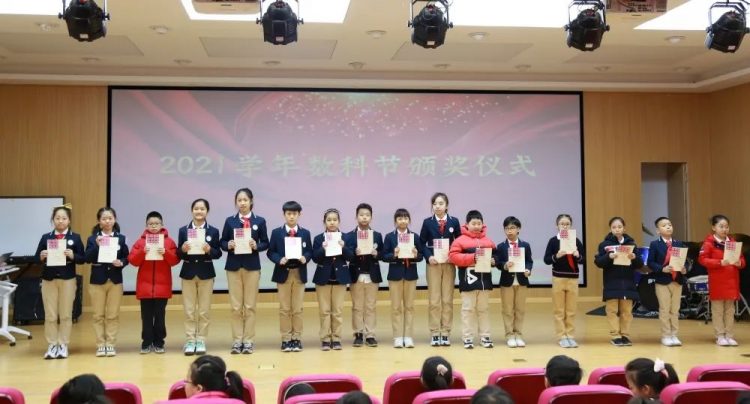 智趣思维，创新科技——记温大附小第五届数科节之科技类项目收官