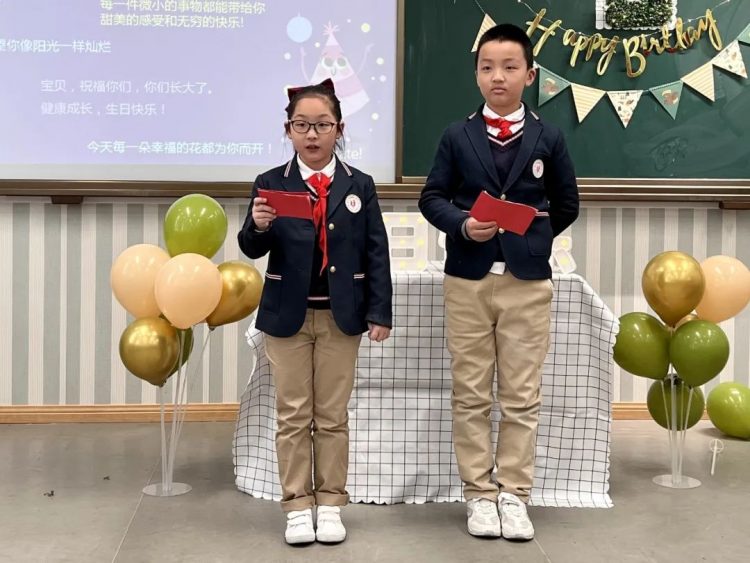小Party，大温暖 ----记四叶草第一次集体生日会