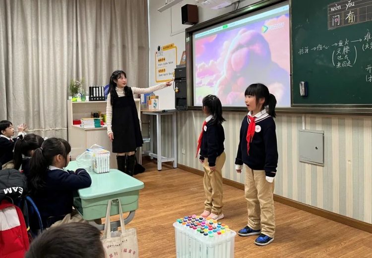 慧行课程 芬芳满园童年梦——一、二、三年级A课程课堂纪实 慧行课程 芬芳满园童年梦——一、二、三年级A课程课堂纪实