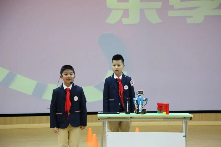 开学典礼｜萌虎迎新春，一起向未来