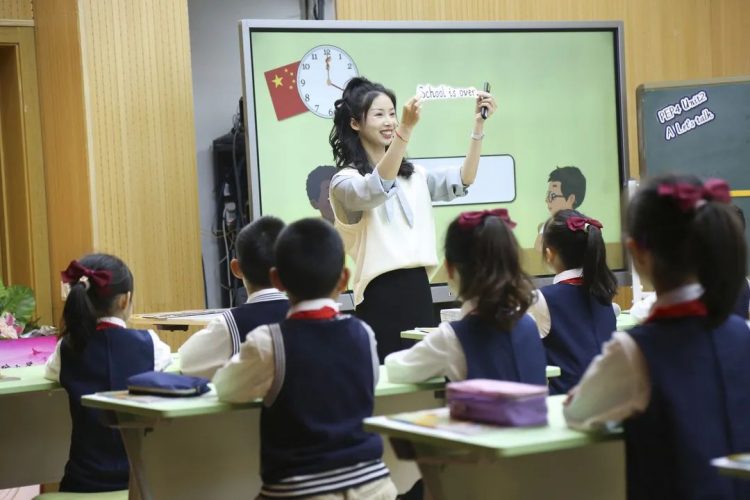 语篇意识下的真实学习探索 ——记鹿城区小学英语第二轮“备课改进”系列培训活动