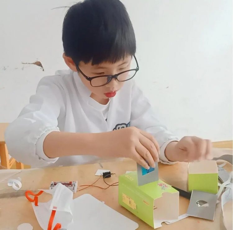 喜报|小小科学家拿下省一等奖！祝贺你！