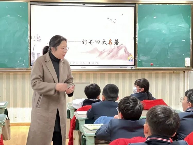 小说里有个“梦” 小说里有个“梦”