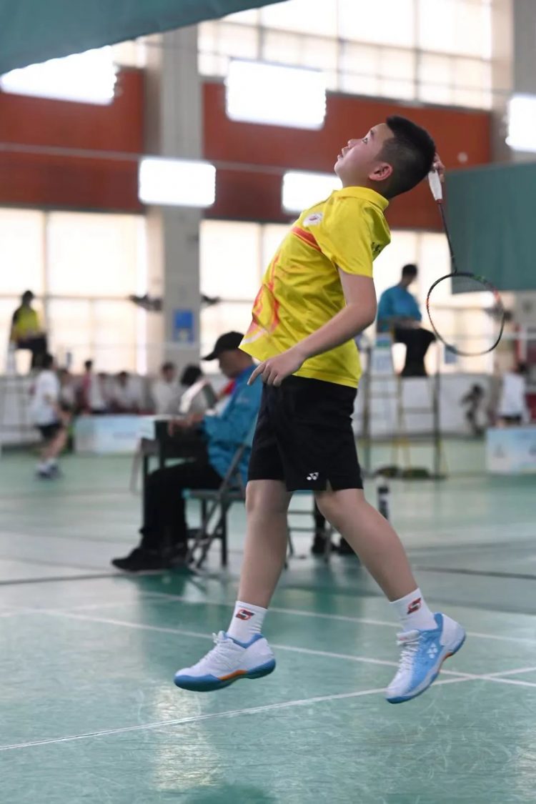 喜报|我校羽毛球队获温州市小学生羽毛球比赛高年级组冠军