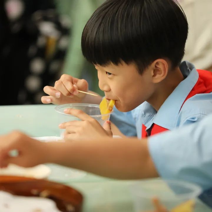 探寻温州“老味道”——记神舟中队走进温州传统美食