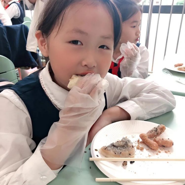 寻味美食 品味乡情 ——记温大附小鸿雁中队的美好“食”光 寻味美食 品味乡情 ——记温大附小鸿雁中队的美好“食”光
