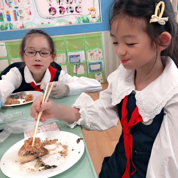 寻味美食 品味乡情 ——记温大附小鸿雁中队的美好“食”光 寻味美食 品味乡情 ——记温大附小鸿雁中队的美好“食”光