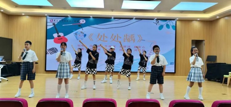 爱牙护牙,从小做起——记2018级4班满天星中队承办校主题晨会 爱牙护牙,从小做起——记2018级4班满天星中队承办校主题晨会